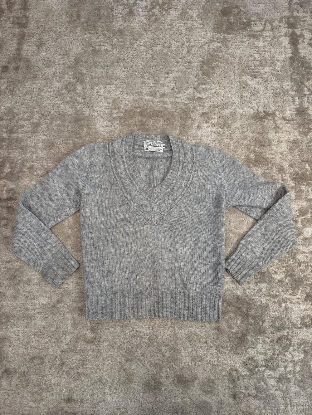 Vintage La Vogue 100% Wool Gray V Neck Sweater Hong Kong Womens M